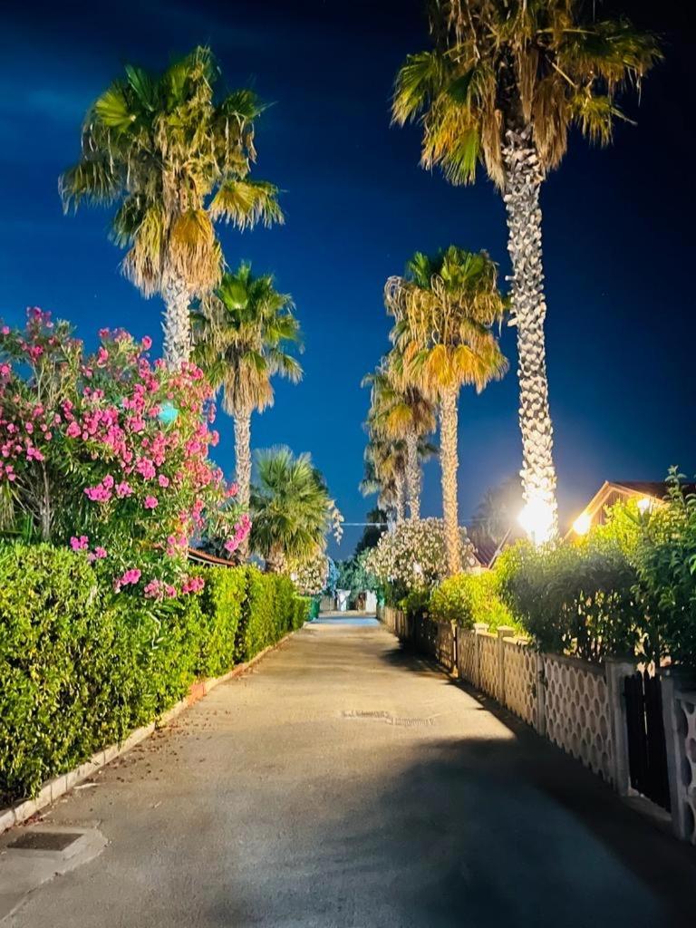 מרגריטה די סבויה Villaggio Turistico La Baia Degli Angeli מראה חיצוני תמונה